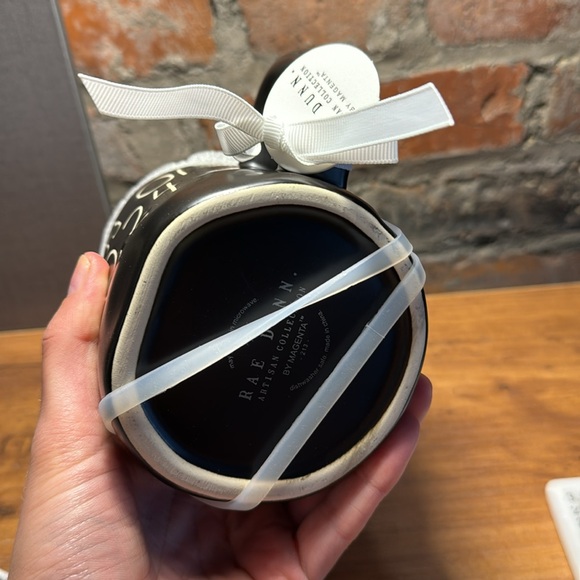 Rae Dunn Graduation Mug - Picture 3 of 3